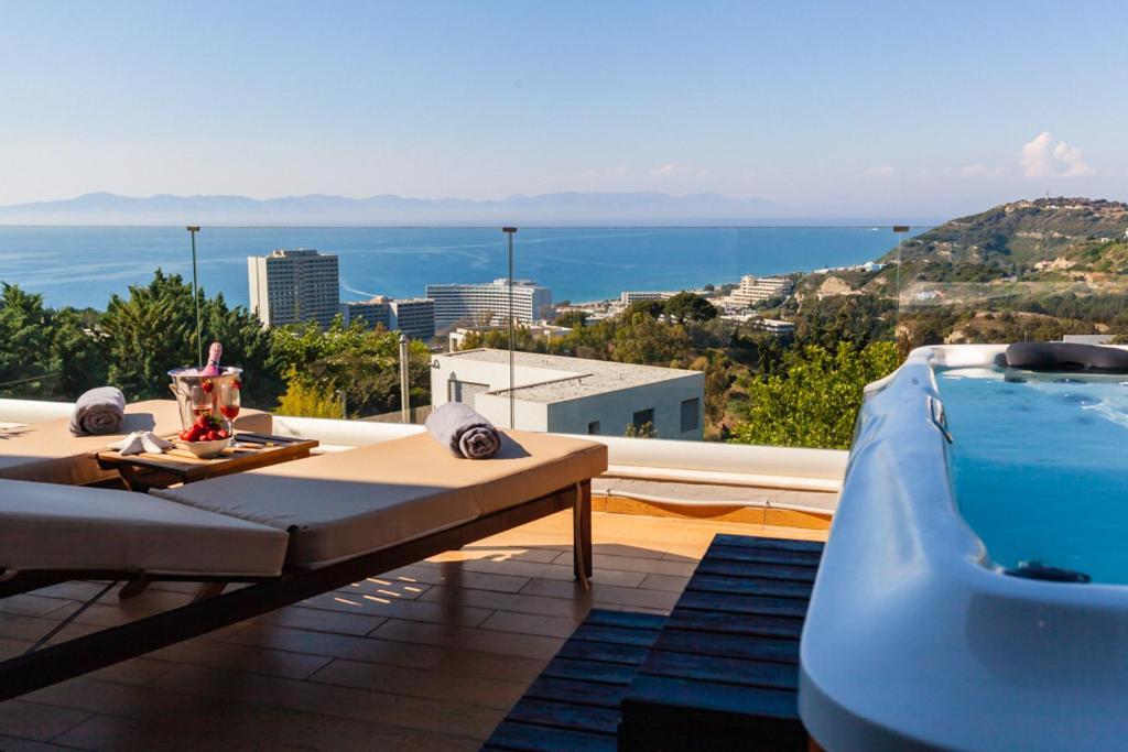 Flyviewflatsgold Privatehottub With Seaview Appartement Ixia  Buitenkant foto