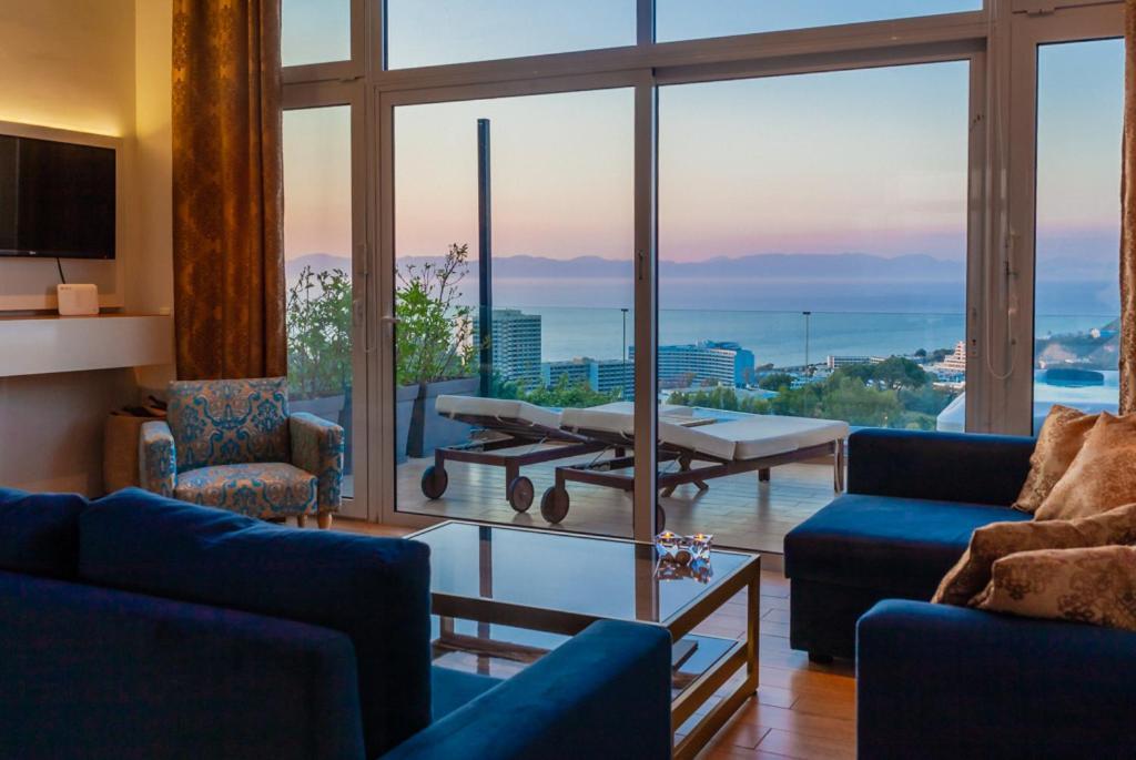 Flyviewflatsgold Privatehottub With Seaview Appartement Ixia  Buitenkant foto