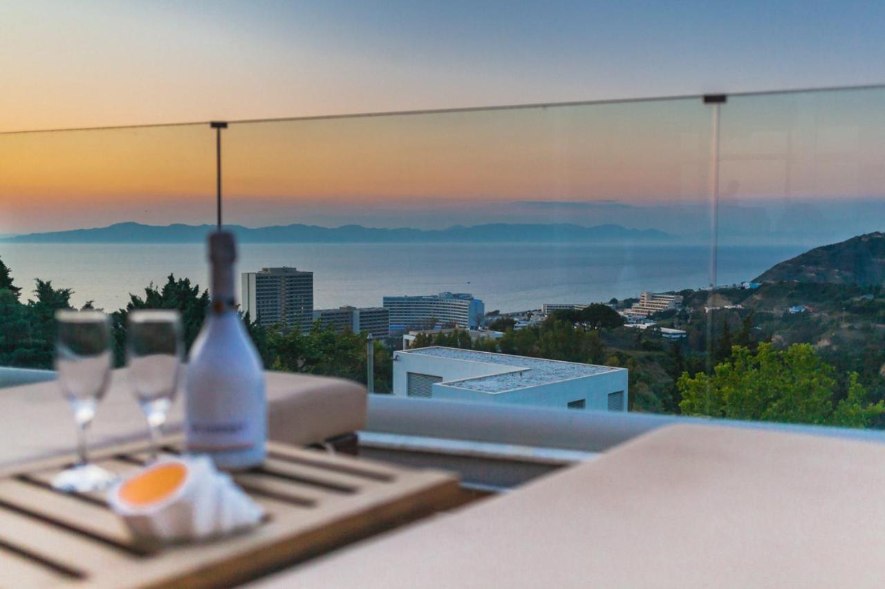 Flyviewflatsgold Privatehottub With Seaview Appartement Ixia  Buitenkant foto