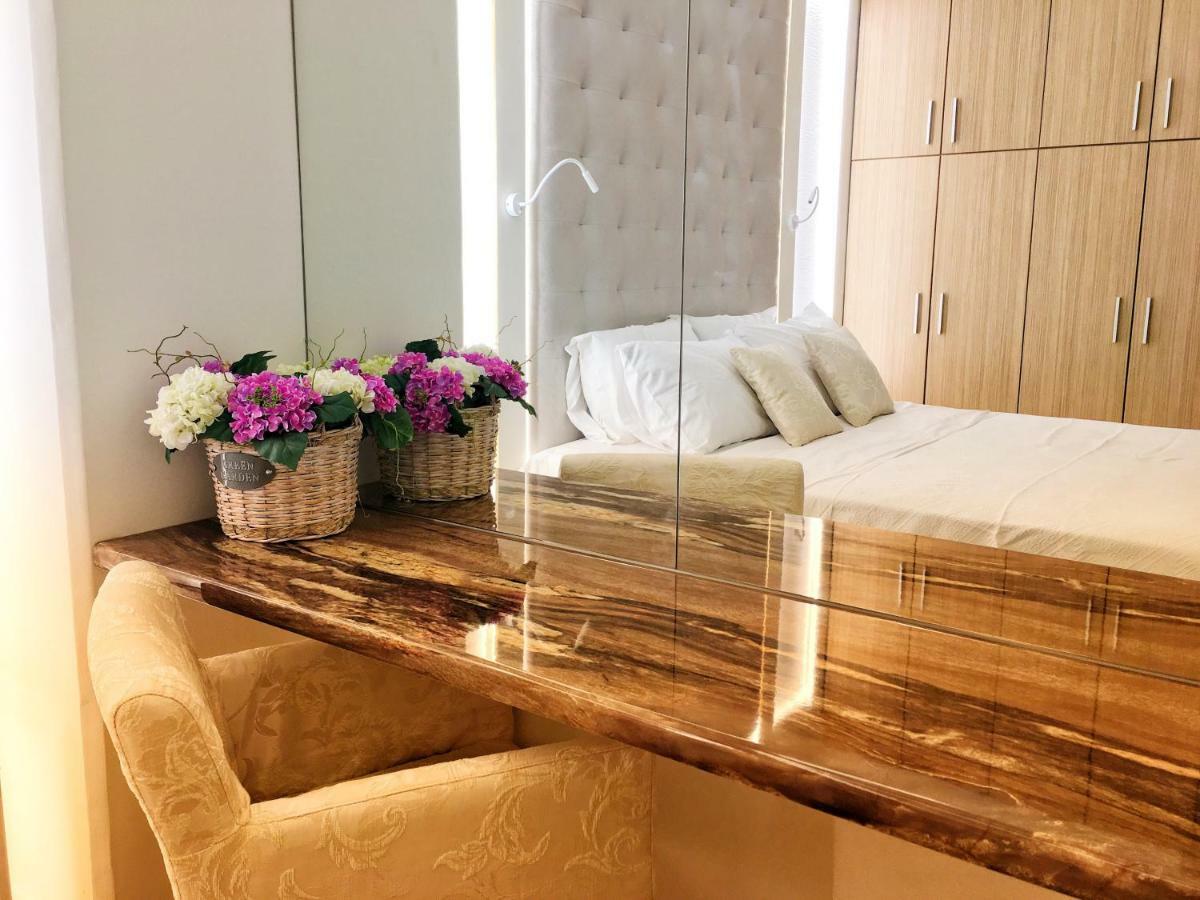Flyviewflatsgold Privatehottub With Seaview Appartement Ixia  Buitenkant foto